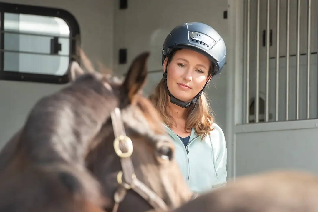 trailerladen, vrachtwagen, uitdagend, gedrag, paardengedragstrainer