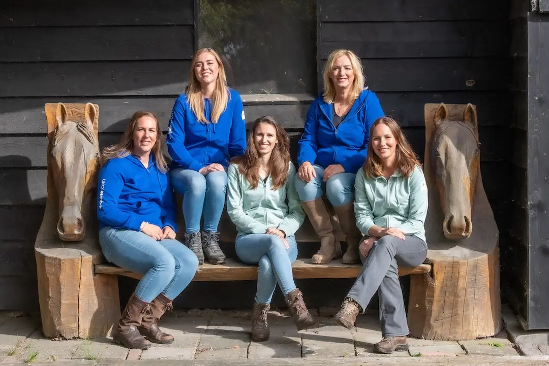team e-quine.com