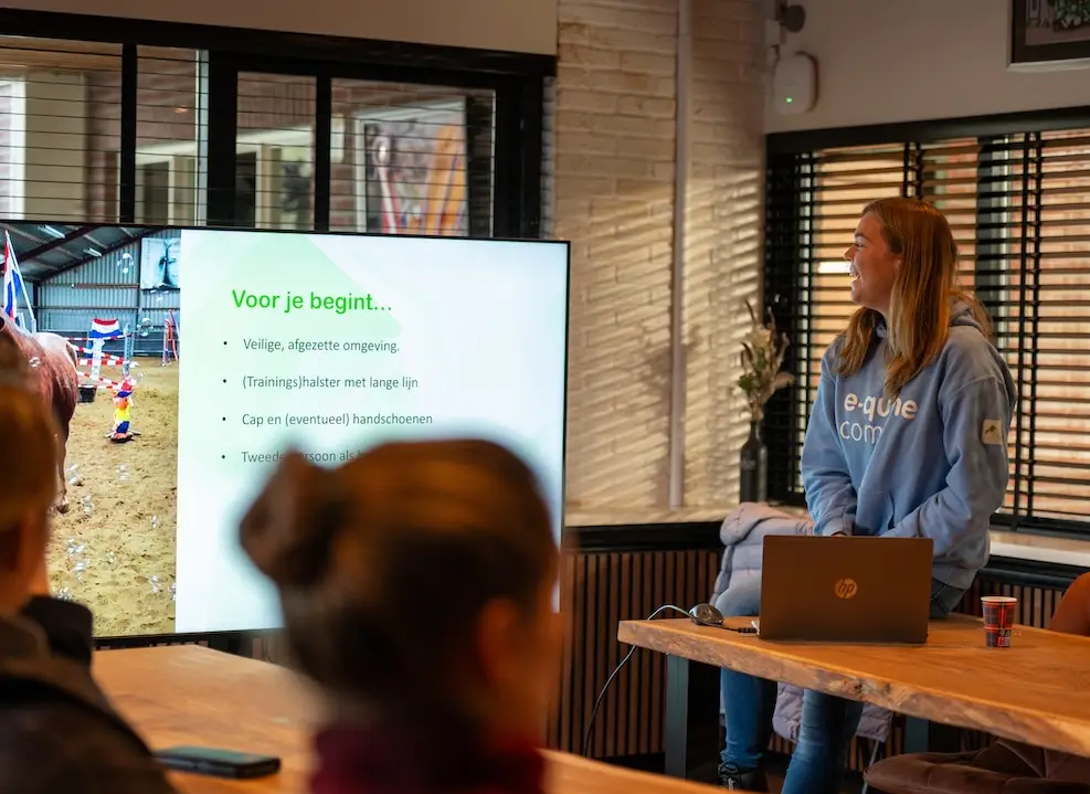 mbo hippisch, hippische opleiding, paardenopleiding, paardenschool, paard, paardenkennis, online lesmateriaal